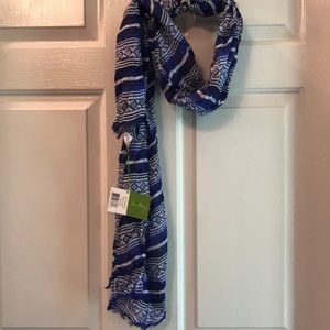 Vera Bradley scarf NWT